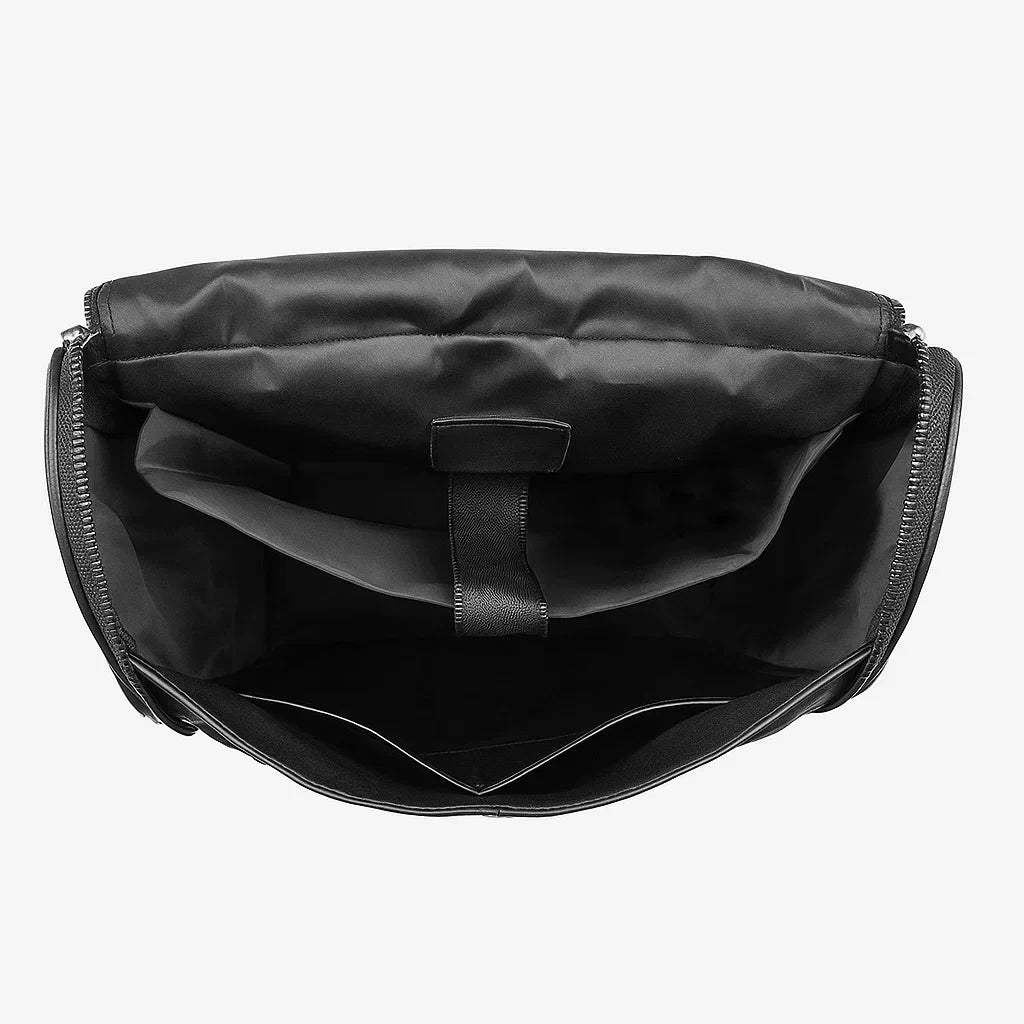 Dario | Structured Urban Day Carrier