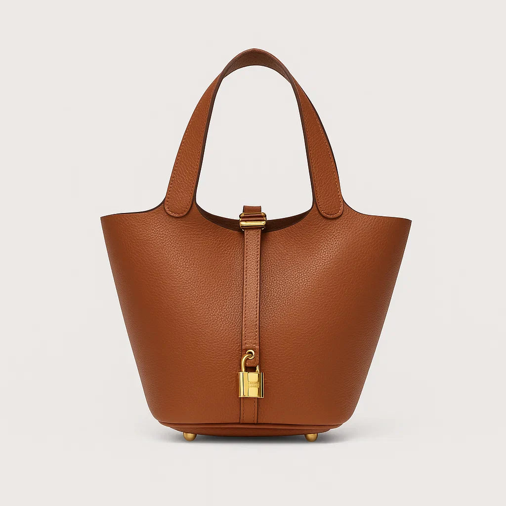 Sienna | Utility Bucket Bag - Versatile and elegant