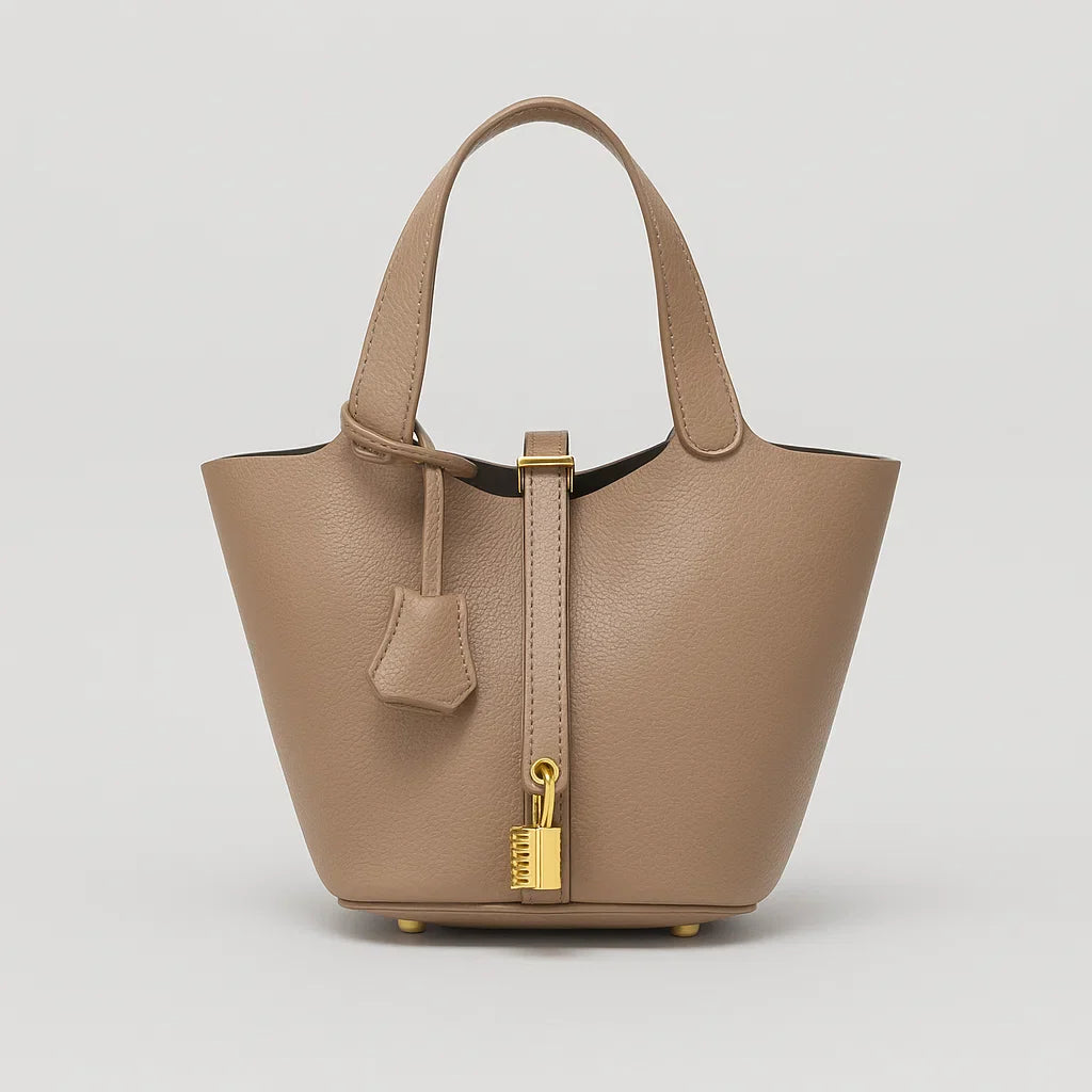 Sienna | Utility Bucket Bag - Versatile and elegant
