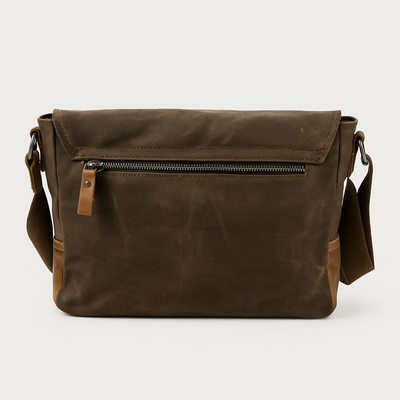 Vaelor | Compact Gear Messenger