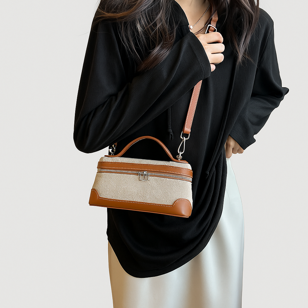 Zira | Chic Zip Lock Purse